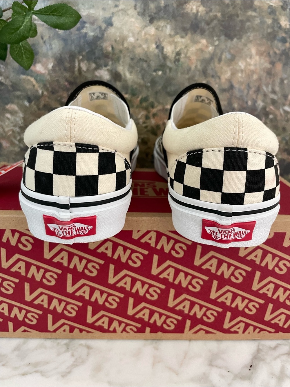 Vans slip on checkered black & white womens Size 8 new in box - Picture 3 of 7